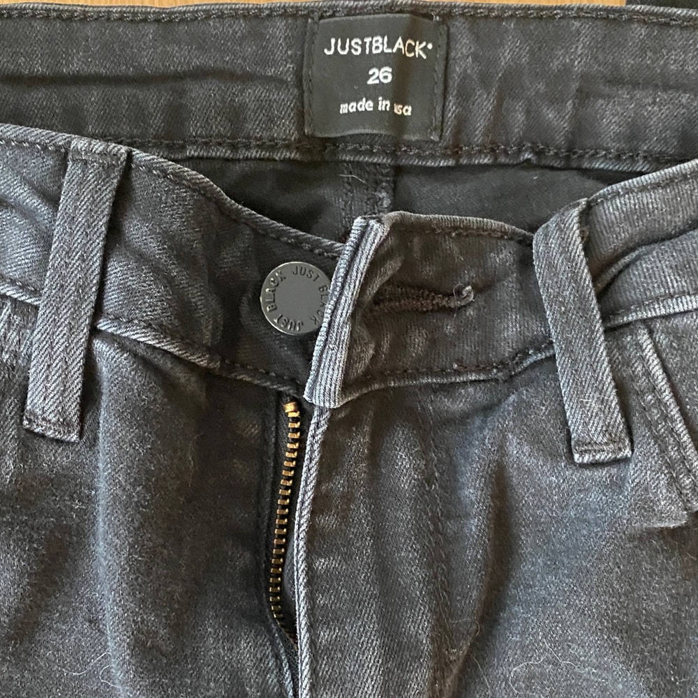 Skinny Black Ripped Jeans - Picture 4 of 4